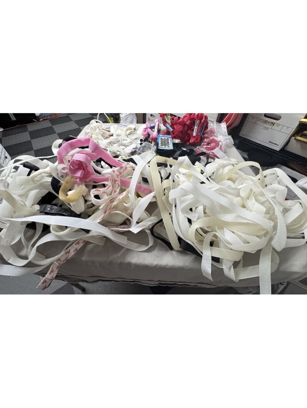 Lot Of Scrap Velcro - Some New Large Lot Of Velcro - Picture 7 of 10